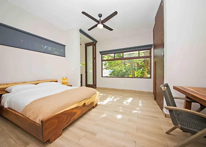 Treetop Aparthotel *